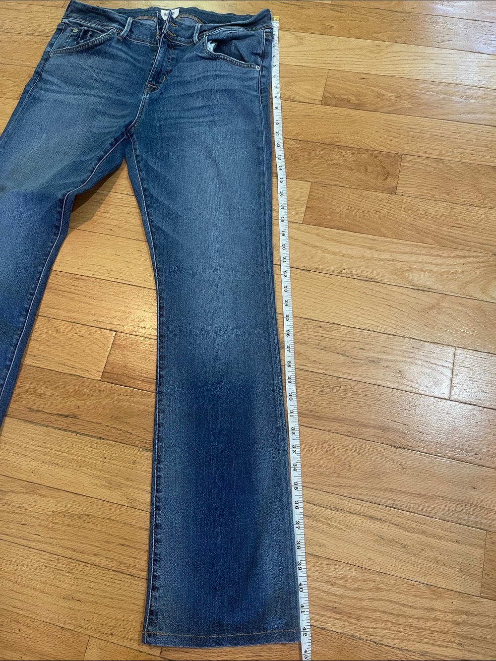 Hudson Classic Dark Wash slim boot leg Jeans